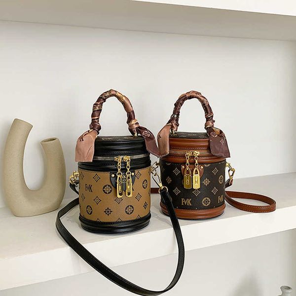 

flower bucket bag 2023 new small scarf wealth box fashion one shoulder crossbody live broadcast women's bag