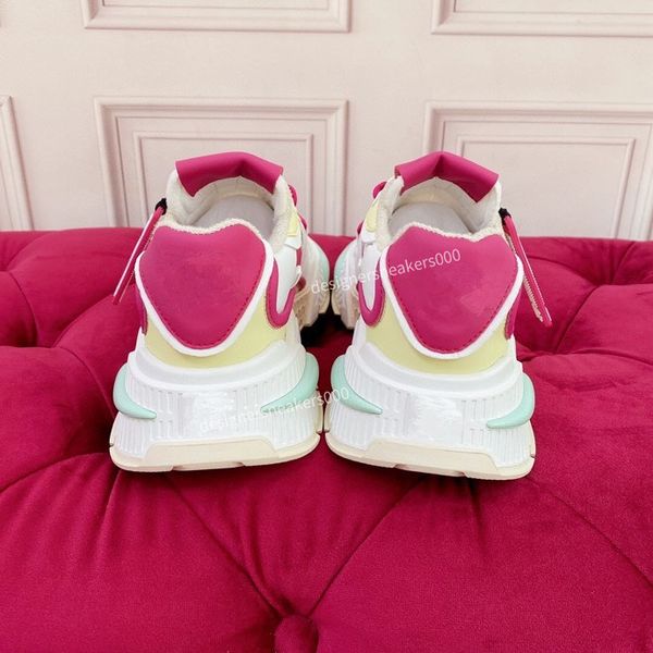 

luxury shoes office sneakers men women flats designer man running outdoor sports arrow design sneaker2023, Black