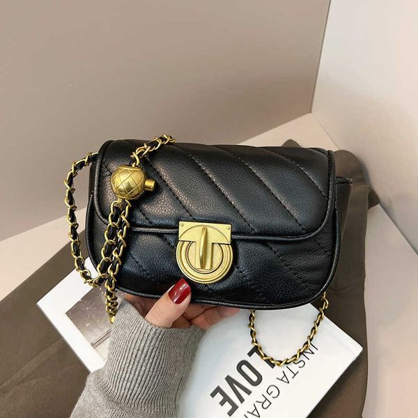 

2023 new texture women's bag fashionable appearance popular simple chain small square bag one sling shoulder crossbody bag