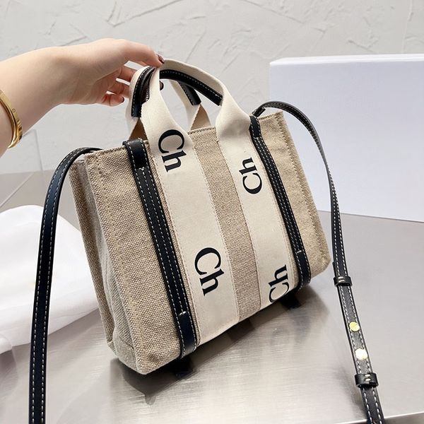 

chole tote handbag beach shopping woody canvas small bags shoulder strap with logo in leather calfskin handle for women daily