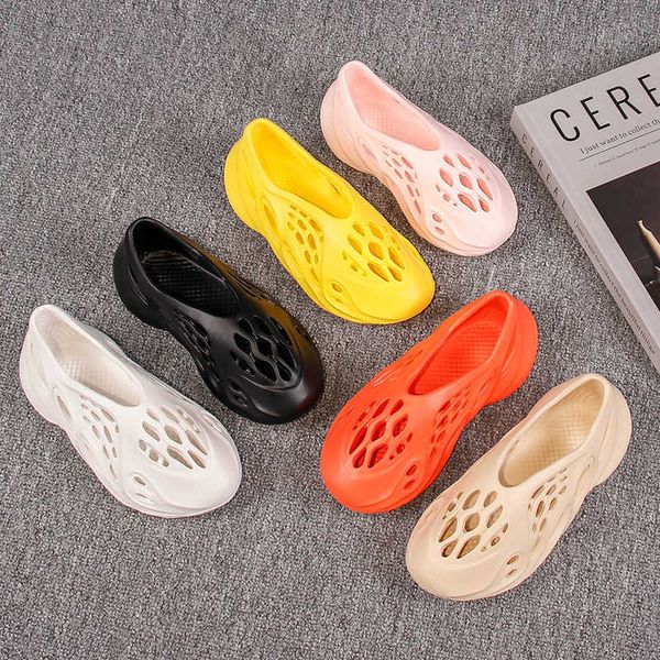 

dongdong shoes children's 23 summer middle and big children's coconut slippers kanye's same style girls' sandals beach s, Black;red