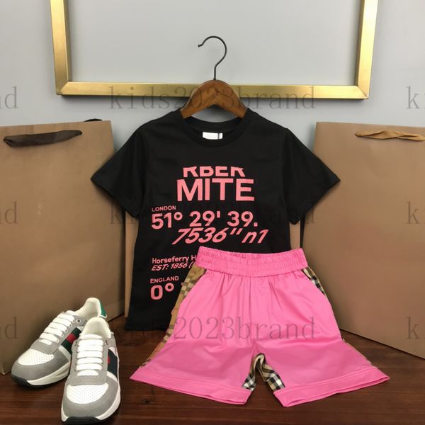 

2023 tide brand kids sets high end girls tracksuits sets designerthree-dimensional printing round neck short t stitching pink shorts black t, White