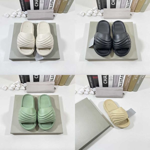 

mold pool slides slippers sandales for men designer pantoufles designers mens foam eva bubble platform 3cm flat scuffs moccasins fashion bea, Black