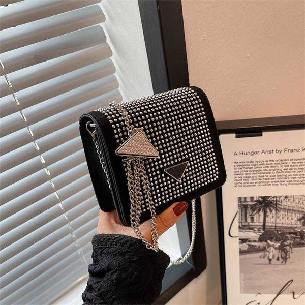 

purses summer bright diamond small bag women new fashion versatile chain messenger bag style versatile mini mouth red envelope