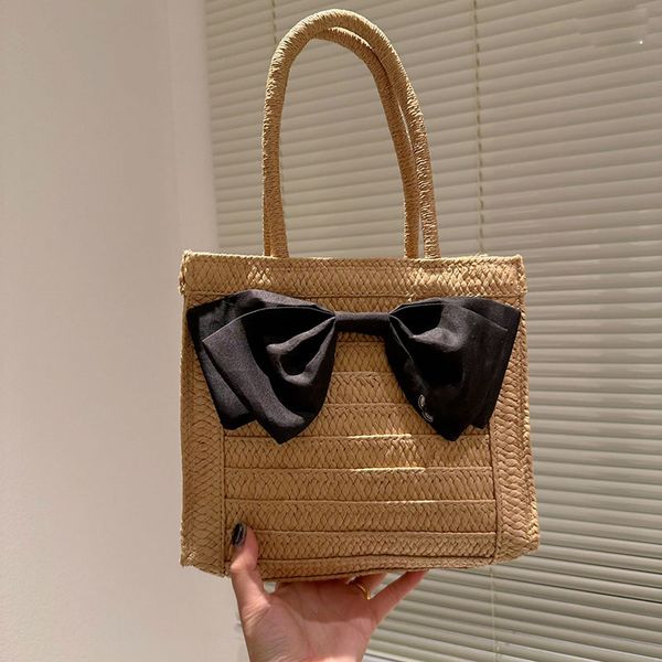 

straw womens leisure beach shopping bag designer tote with bowknot handle diamonds metal hardware large capacity handheld outdoor luxury pur