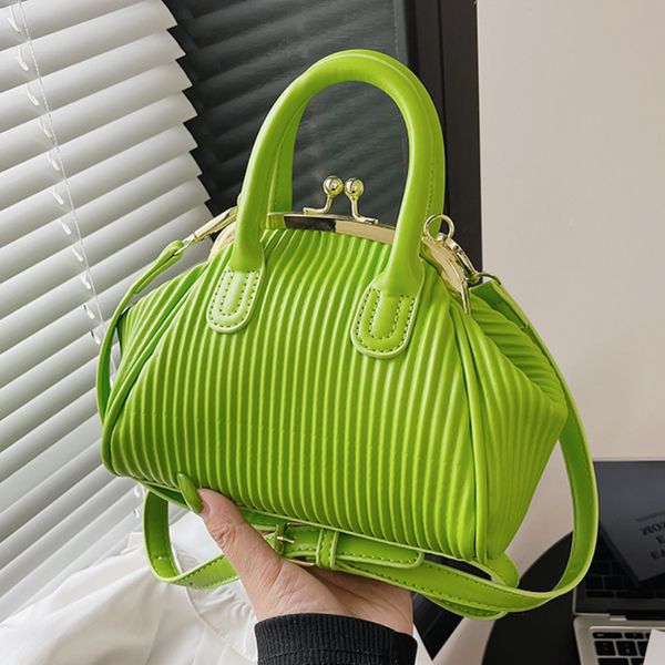 

evening bags pleated handbag with handle designer lattice shoulder for women clutch purses crossbody long belt 230322
