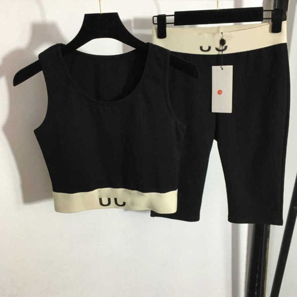 

23ss brand designer women sports suit yoga clothing monogram print closed waist vest stretch slim five cent leggings shorts womens clothing, Gray
