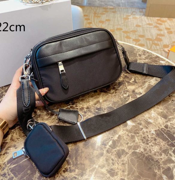 

cosmetic bags cases mens black nylon camera bags designers crossbody bags fashion small shoulder bag 2-pic flaps with mini purse quality