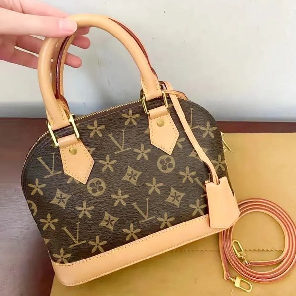 

designer ladies bag alma shell shape crossbody bags luxury handbag purse shoulder crossbody bags famous purses zipper wallet with lock