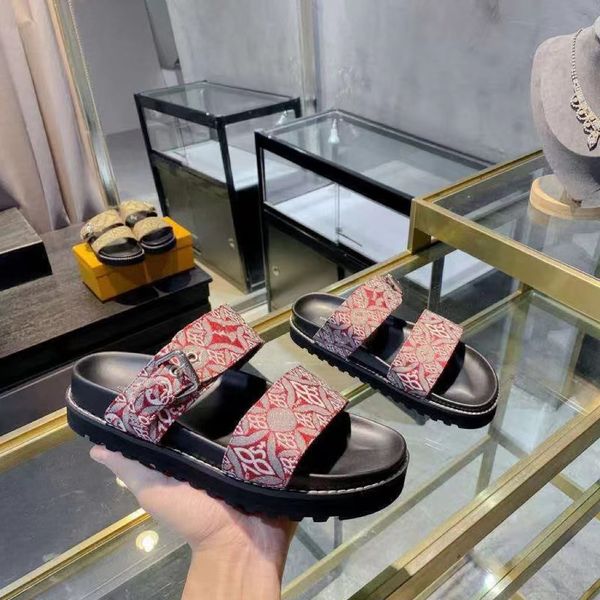 

2023 designer women slides leather sandal bom dia flat mule slipper patent canvas beach sandals rubber soles summer flip flops with box eur, Black
