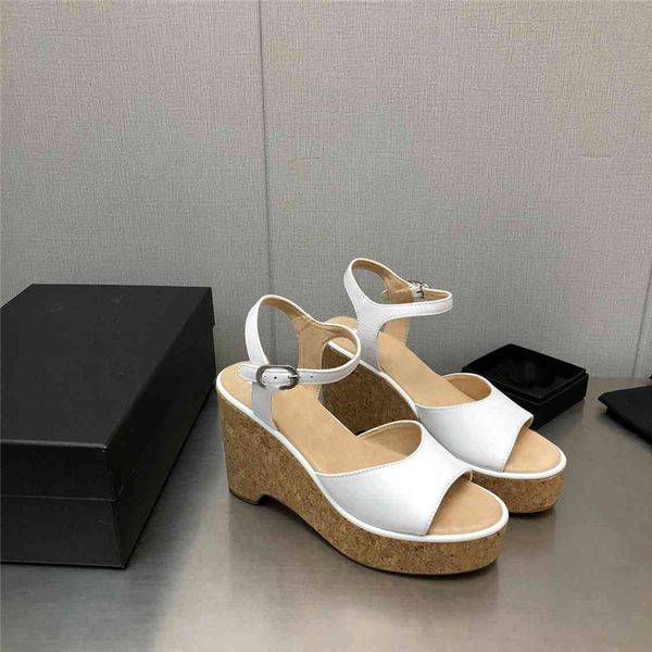 

fashion women's sandals 2023 channel luxury brand letter logo summer women's high heels men's casual student flats 05-014, Black