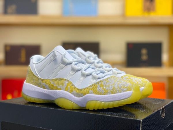 

2023 new jumping snakeskin xi basketball shoes men women jumpman 11 11s low tour yellow snakeskin white sail outdoor designer sneakers origi