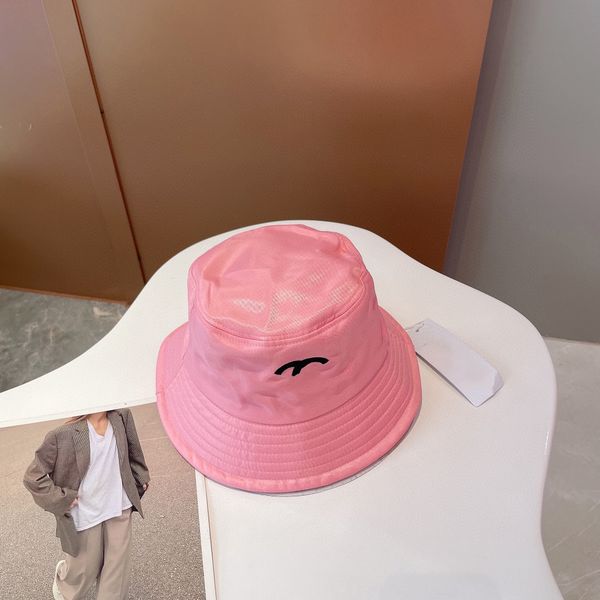 

new 2023 womens mens hat designers hats luxury sunshade elegant charm fashion brand trend casual four seasons mens summer hat, Blue;gray