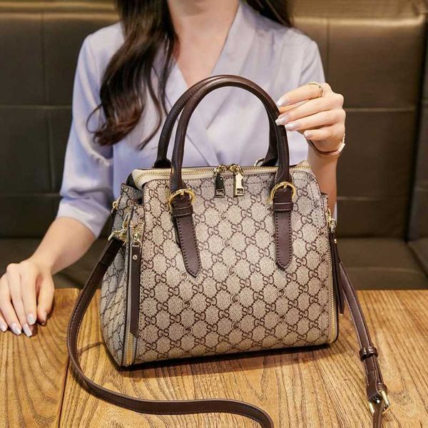 

new fashion style one sling shoulder messenger bag large capacity tote bag contrast color handbag temperament mommy bag