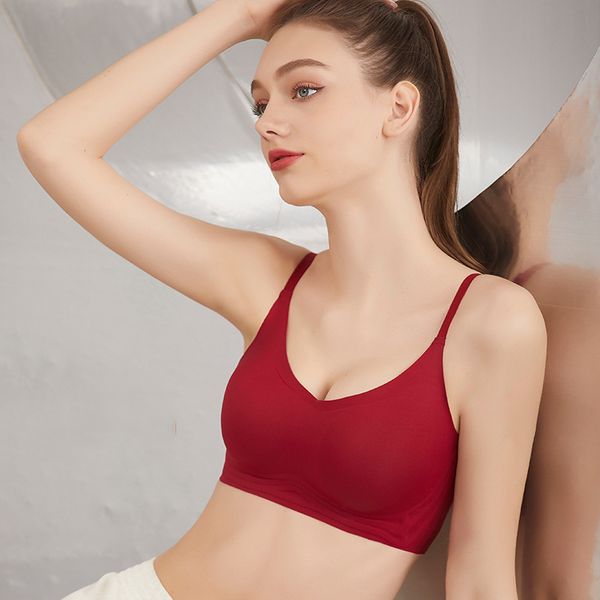 

new traceless jelly strip suspender soft support latex cotton bra comfortable and breathable gathering no underwire underwear women, Red;black