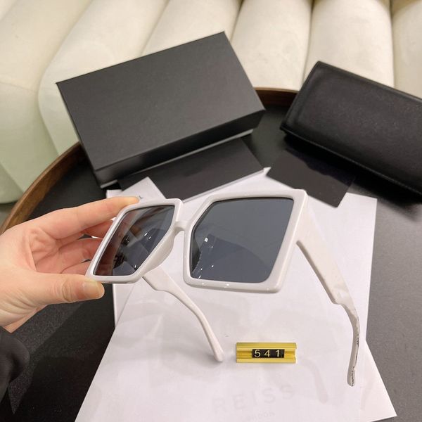 

2023 luxury designer brand sunglasses oversized square sunglass eyeglass women men glasses womens sun glass uv400 lens with box 541, White;black