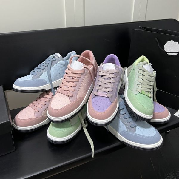

quality women casual shoes designer low sneakers 2023 suede slip on skate loafer moccasin shoes bright rianbow color lace up skateboard spor