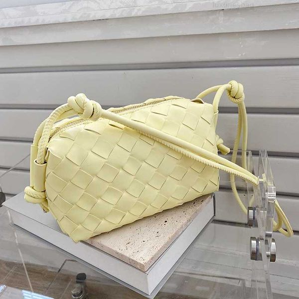 

botega venates jodie mini teen intrecciato pouch fashion fashion shoulder hand pillow pu solid woven messenger women's bag d12j