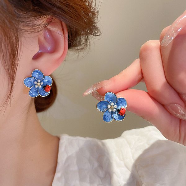

afshor charm trendy cute blue flower pearl stud earrings for women lovely black red beetle earrings quality daily fine sweet jewelry, Golden