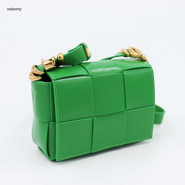 

bottgs vnets cassette cross-body 2023 spring and summer new fashion women's bag woven plaid oil wax leather small square one shoulder c