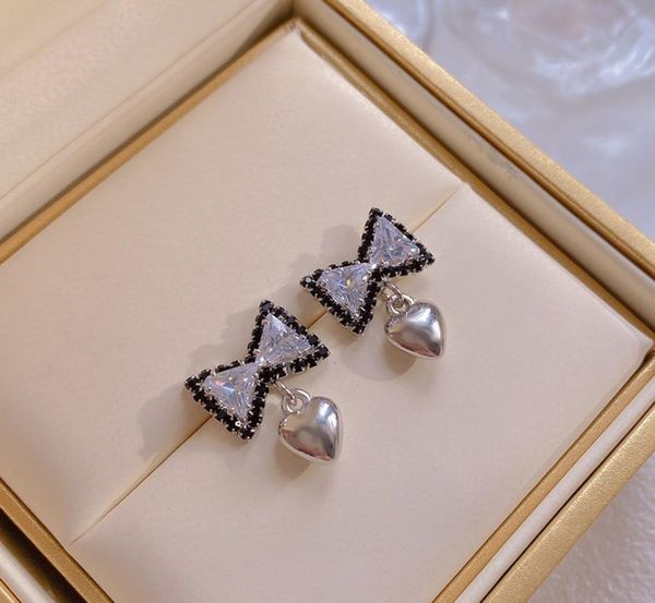 

fashion new popular earrings classic style tassel temperament stud earrings luxury beautiful earrings women wedding jewelry earrings gift, Golden;silver