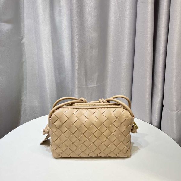 

botega venates jodie mini teen intrecciato pouch square woven cloud soft leather dumpling women's fashion single shoulder diagonal cros