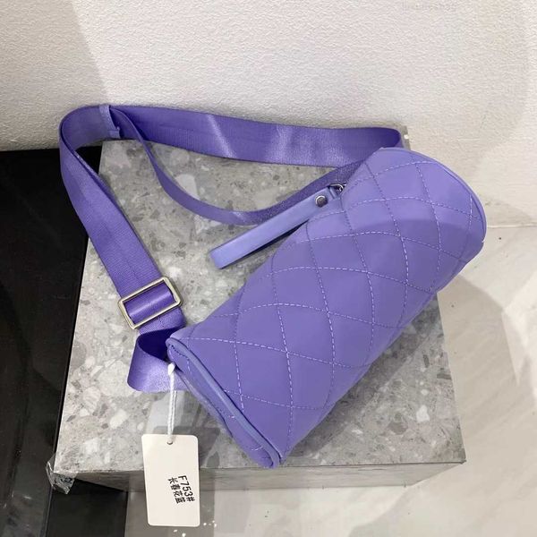 

botega venates jodie mini teen intrecciato pouch net red same style oxford cloth diamond cylinder sports leisure pillow crossbody bag h0vr