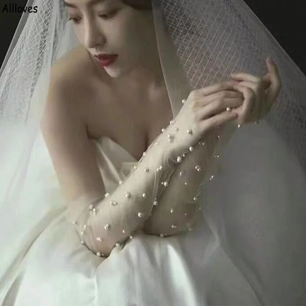

chic pearls wedding dress gloves bride long glove pgraphy props charming thin section simple mesh women bridal accessories cl2067, White