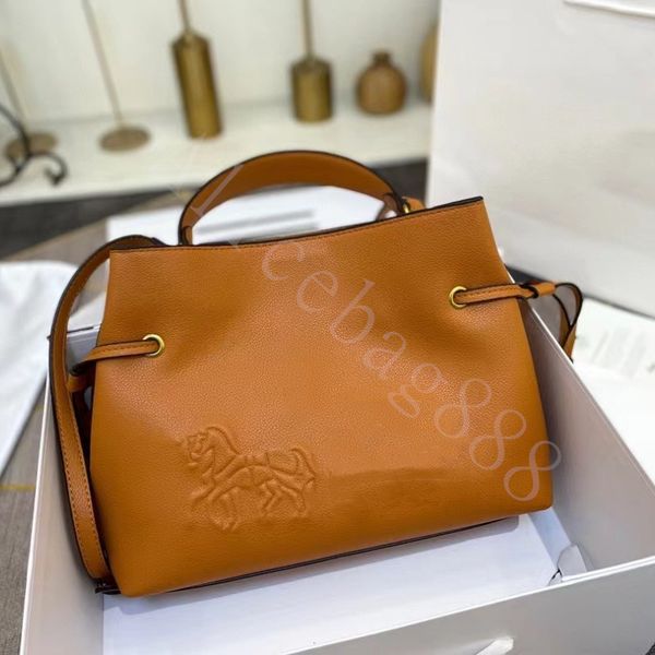 

5a quality totes for women new summer handbags soft leather big capacity with 3 color luxury designer horse pattern c logo print shoulder ba