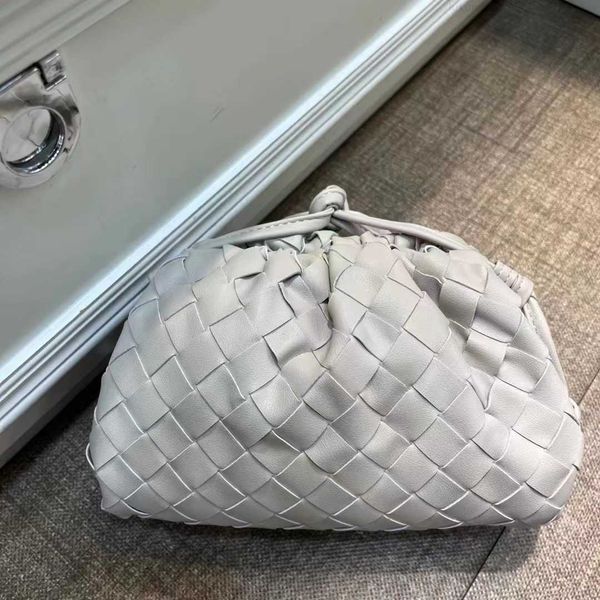 

botega venates jodie mini teen intrecciato cloud women's leather woven pouch cloud dumpling hand one shoulder messenger bag 2zbh