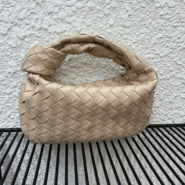 

botega venates jodie mini teen intrecciato pouch net red cowhide mini cloud women's hand knotted woven horn bag nd2w