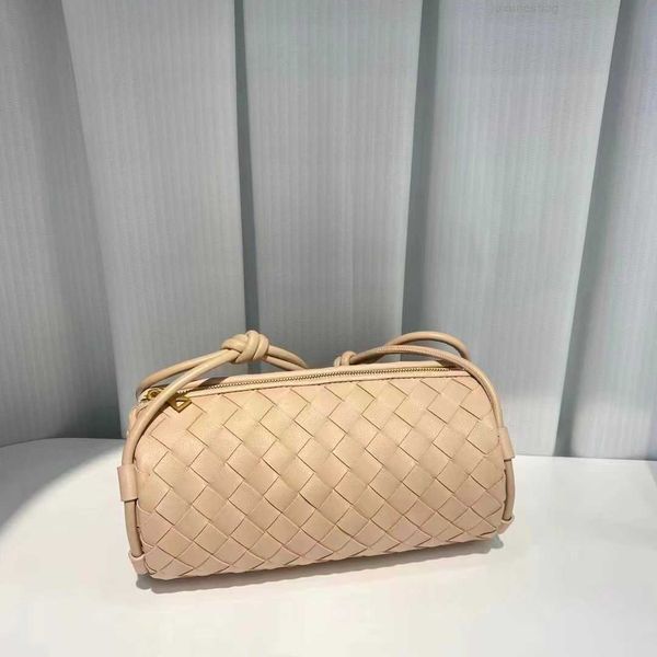 

botega venates jodie mini teen intrecciato pouch popular for women in autumn and winter rhombus cylinder single shoulder pillow cowhide cros