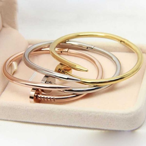 

carti bracelets designer jewelry 18k rose gold nail bracelet open card bracelet no diamond bracelet personality bracelet straight, Black