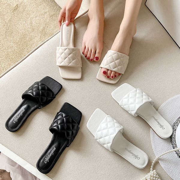 

slippers brief quilted leather slippers woman plaid sewing shoes flats low heels sandalias mujer 2022 open toe flipflops casual slides g2303, Black