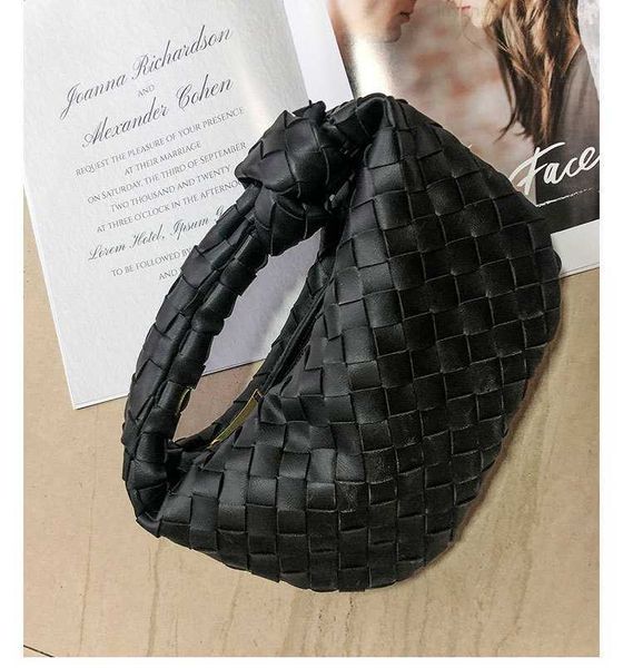 

botega venates jodie mini teen intrecciato pouch portable women's cloud soft skin wrinkled dumpling hand woven bag 2a4a