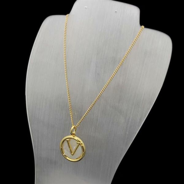 

europe america style men lady women titanium steel lovers thick long necklace sweater chain with mother of pearl v initials pendan250r, Silver
