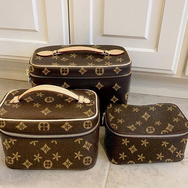 

toiletry kits bag m44935 m42265 3 size nice bb luxury tote handbag shoulder bags women designer wash pouch louiseity wallet viutonity makeup