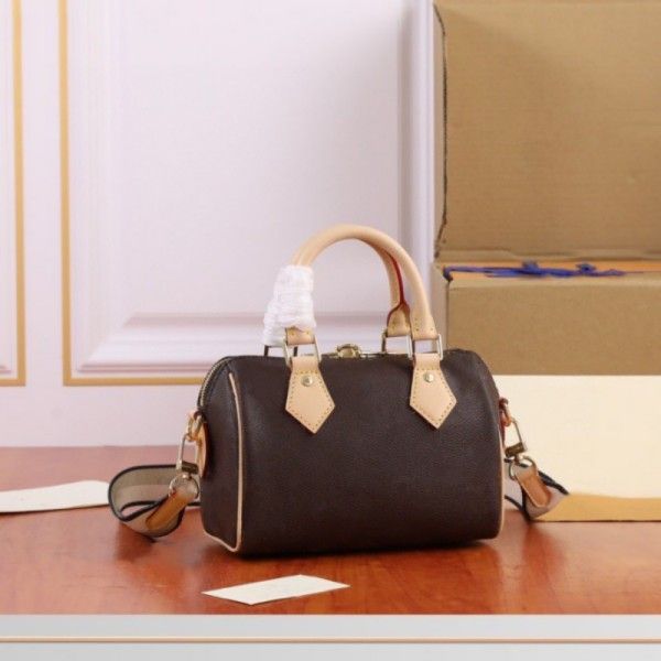 

designer women travel bag canvas cowhide trim textile strap purse clutch crossbody handbag shoulderbag