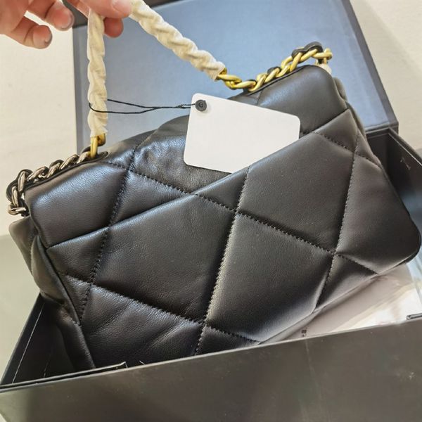 

wholesale women soft lambskin bag black lady messanger quilted flap bags 30cm designer shoulder chain handbags 26cm gold silver chain qualit
