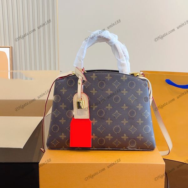 

22ss women luxurys designer totes bags pm onthego handbag embossment flowers shouder crossbody ladies handbags side embossed flowers with or