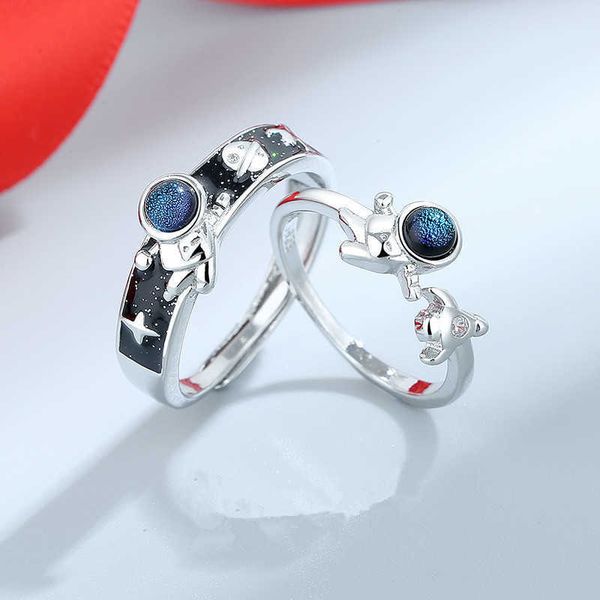 

band rings 2022 new astronaut couple rings fashion romantic spaceman metal adjustable lovers ring for women men student jewelry gift aa23032, Silver