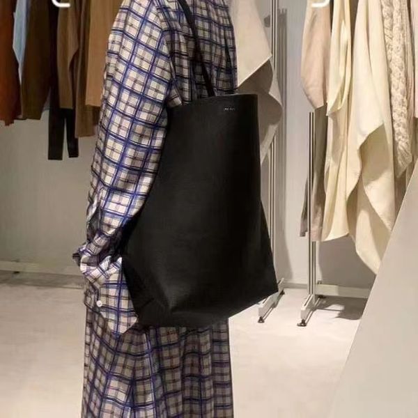 

the row bag bucket bag designer the row bags large capacity handbag leather tote bag women's fashion casual underarm bag one shoulder 7