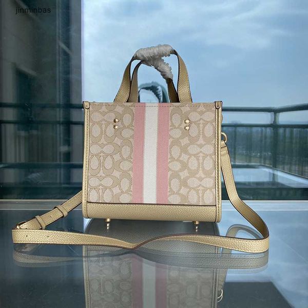 

2023new fashion bags 70% factory direct sales wholesale retailautumn and winter new color dempsey embroidered canvas shopping bag handheld t