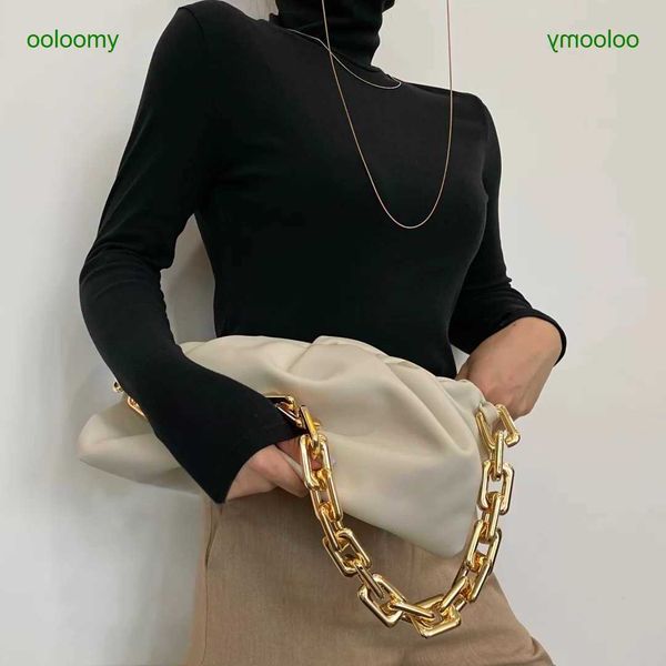 

bottgs the cloud anjia same style 2023 spring and summer new thick chain clip bag cowhide women's single-shoulder portable underarm epx