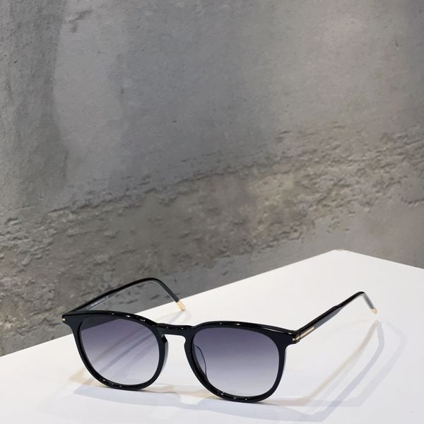 

black grey gradient square sunglasses for men 5608 summer sunnies sun shades designers sunglasses occhiali da sole uv400 protection eyewear, White;black