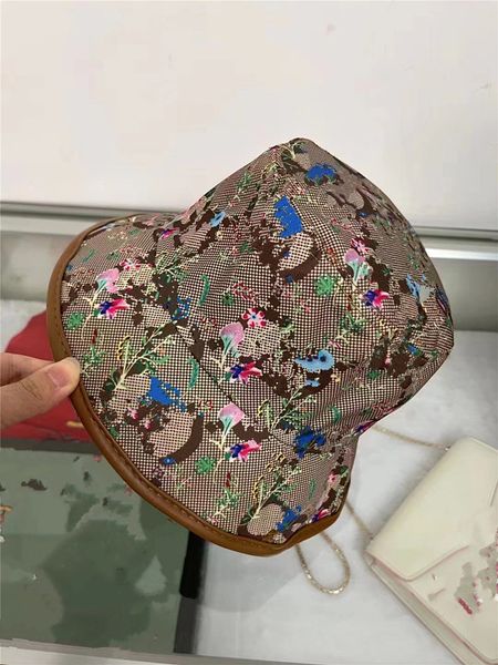 

luxurys designer bucket hats bucket hat summer beach designer hats men and women fashion couple hat letter print casual good 2023, Blue;gray