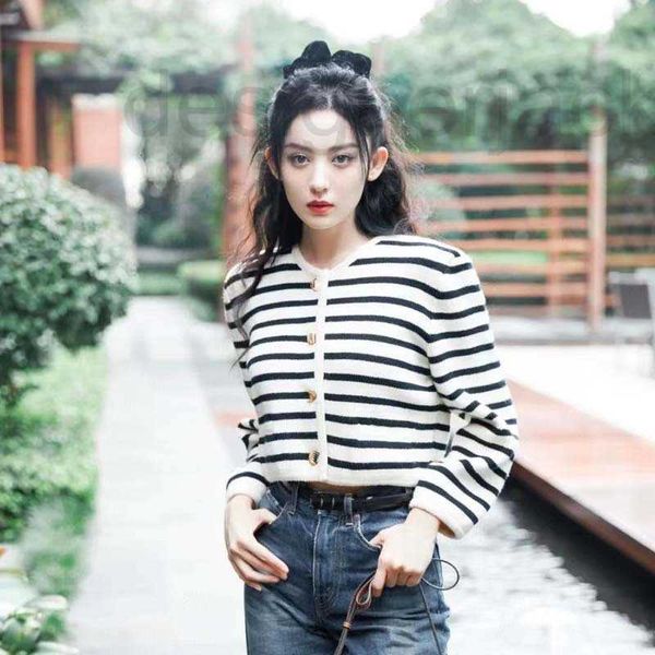 

women's knits & tees designer autumn/winter new spiral door classic black and white stripe knitted cardigan bd0g