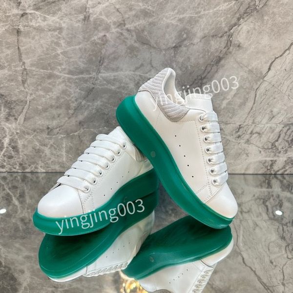 

2023 designer luxury casual shoes calfskin shoe womens technical sneakers black grey designers sneaker runner fashion