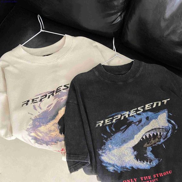

lh65 2023 new men's and women's t shirt fashion design brand present repeat shark wash old great white shark print vintage high st, White;black