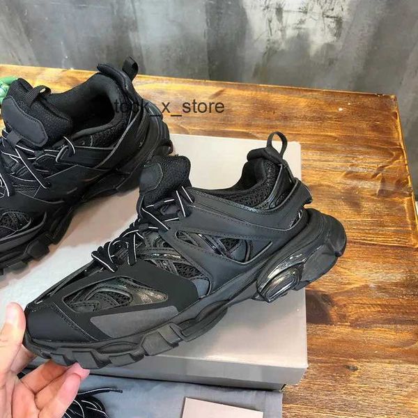 

casual shoes runners shoes sneakers trainer platform trainers shoe designer men women triple white black leather luxury brand nylon printed
